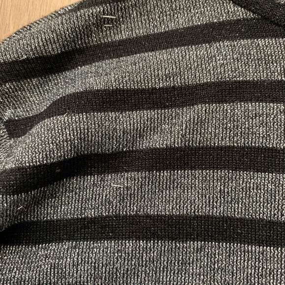 EUC VEX vintage holiday Lurex black and silver holiday turtleneck knit top - Picture 9 of 11